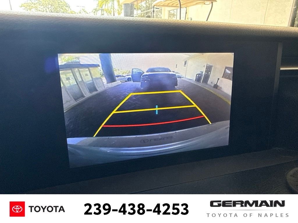 Used 2016 White Lexus 200t image 15