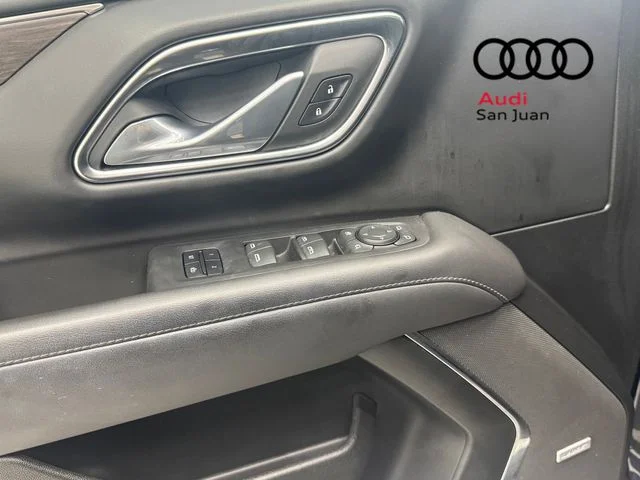 Used 2023 Gray Chevrolet Z71 image 33