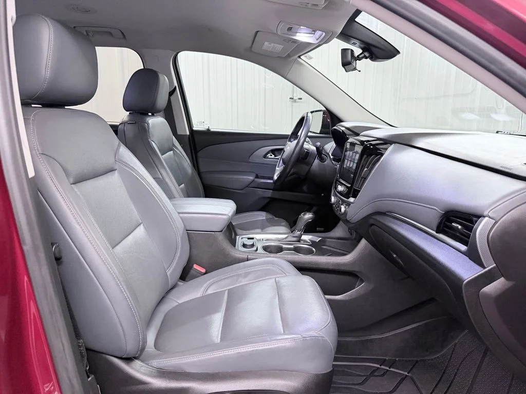Used 2019 Red Tintcoat Chevrolet Premier image 41