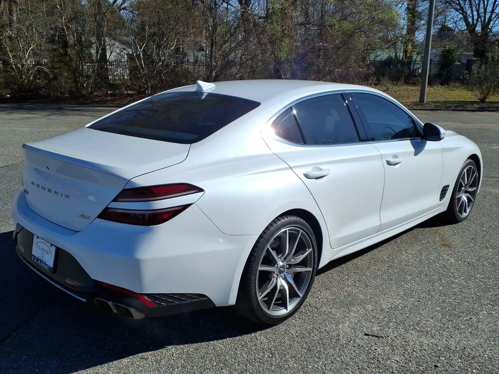 Used 2023 Uyuni White Genesis 2.0T image 8