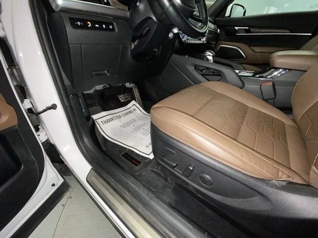 Used 2021 White Kia SX image 12