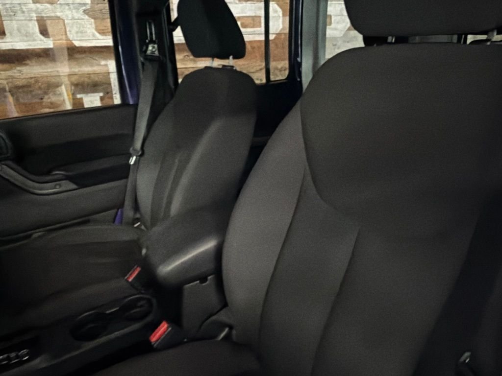 Used 2017 Xtreme Purple Pearlcoat Jeep Unlimited Sport image 7