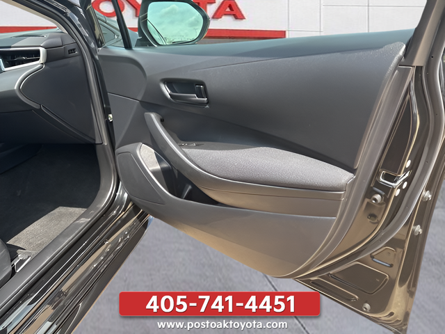 Used 2024 Red Toyota XLE image 11