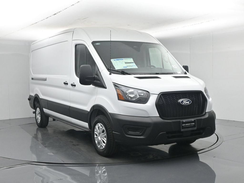 New 2026 White Ford Base image 21