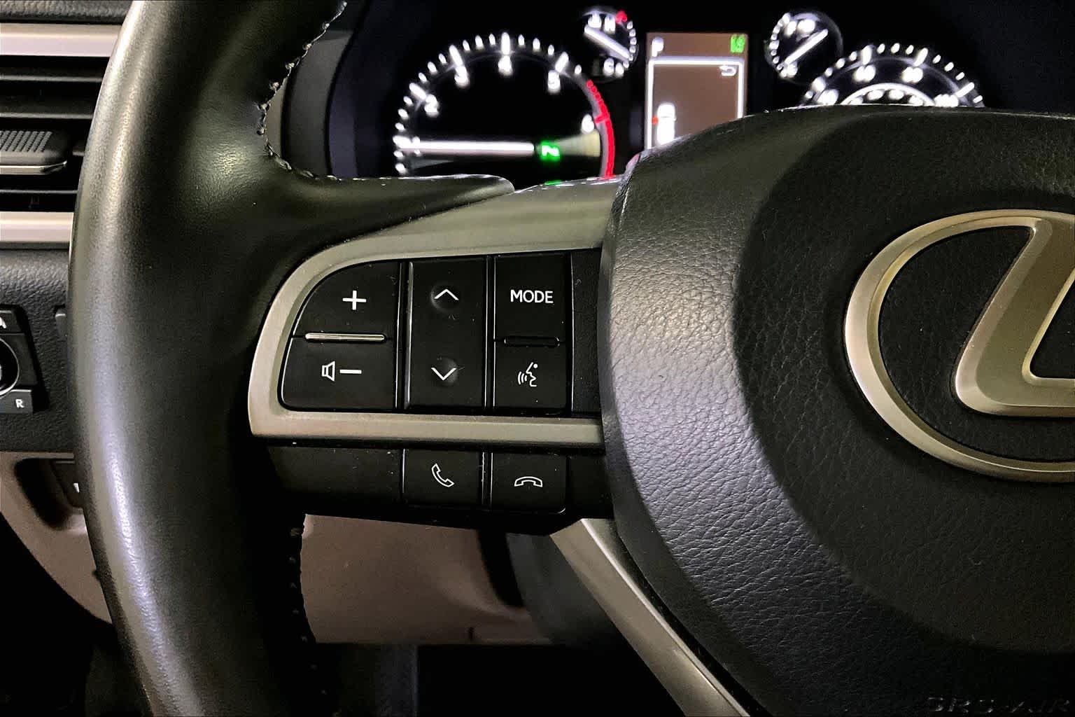 Used 2022 Black Onyx Lexus Premium image 23