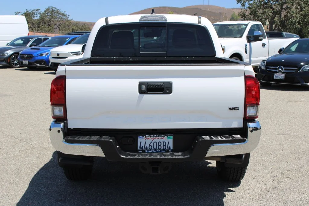 Used 2022 White Toyota SR5 image 5