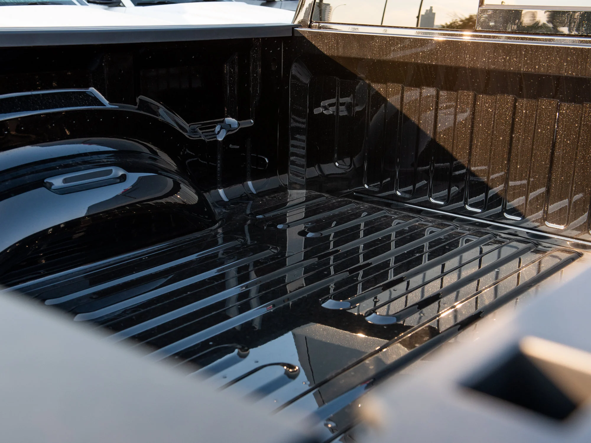 New 2026 Black RAM Sport* Crew Cab 4x4, Panoramic Sunroof, Heated Seats/Wheel, Alpine Audio image 5