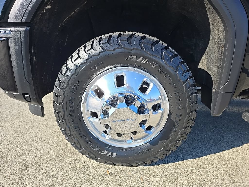 2025 GMC Sierra 3500HD Denali - Photo 39