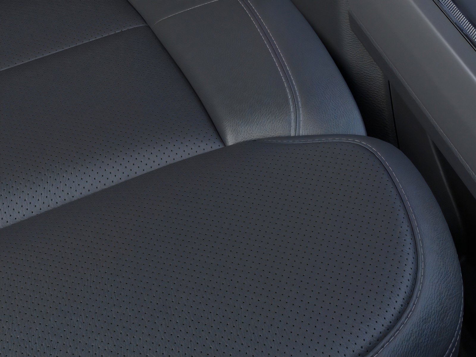 New 2026 Carbonized Gray Metallic Ford F-250® Lariat® image 16
