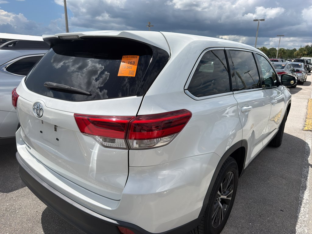 Used 2019 Blizzard Pearl Toyota LE image 3