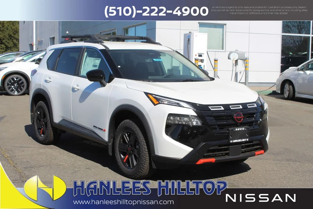 New 2026 Everest White Pearl TriCoat Nissan Rock Creek® image 5