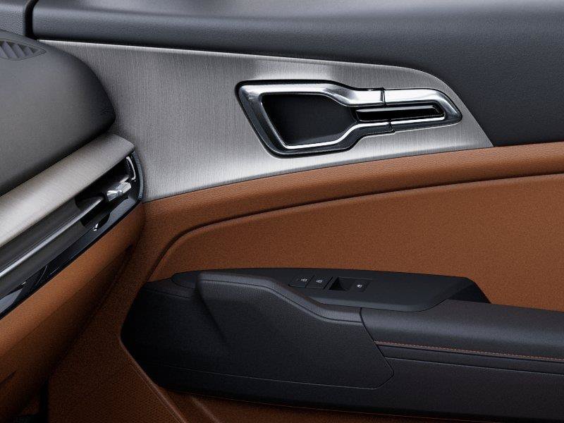 New 2026 Snow White Pearl Kia X-Line image 25