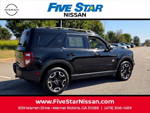 Used 2023 Black Ford Outer Banks image 12