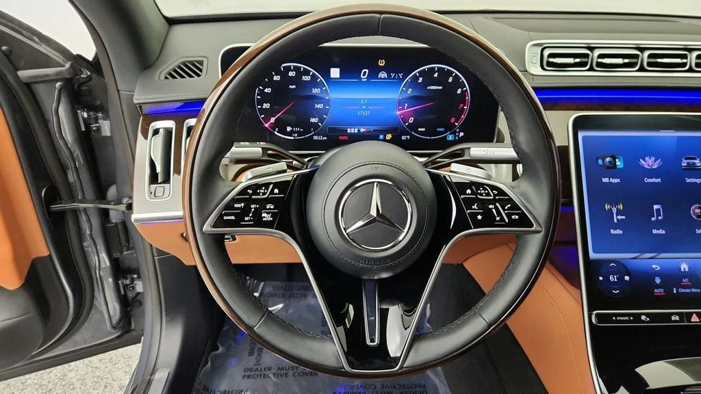 Used 2024 Selenite Grey Mercedes-Benz S 580 4MATIC® Sedan image 13