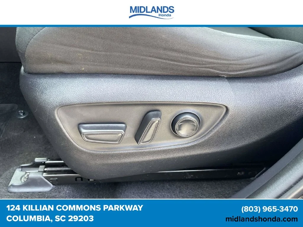 Used 2021 Midnight Black Metallic Toyota XLE image 14