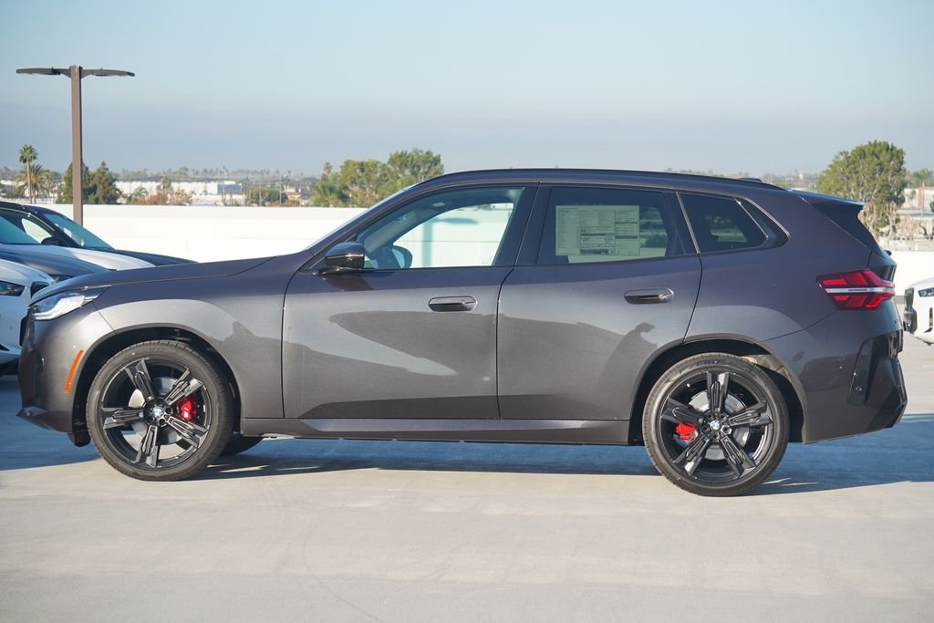 Used 2026 Dark Graphite BMW 30 xDrive image 4