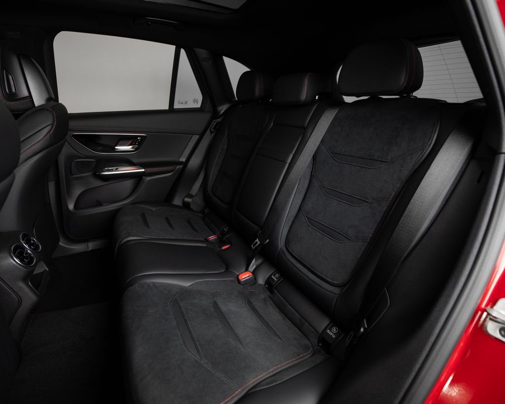 New 2026 MANUFAKTUR Patagonia Red Metallic Mercedes-Benz GLC 43 AMG® image 9