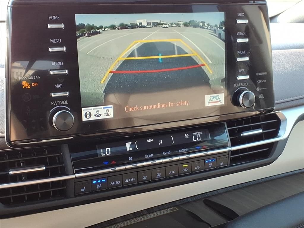 Used 2024  Toyota Platinum image 25