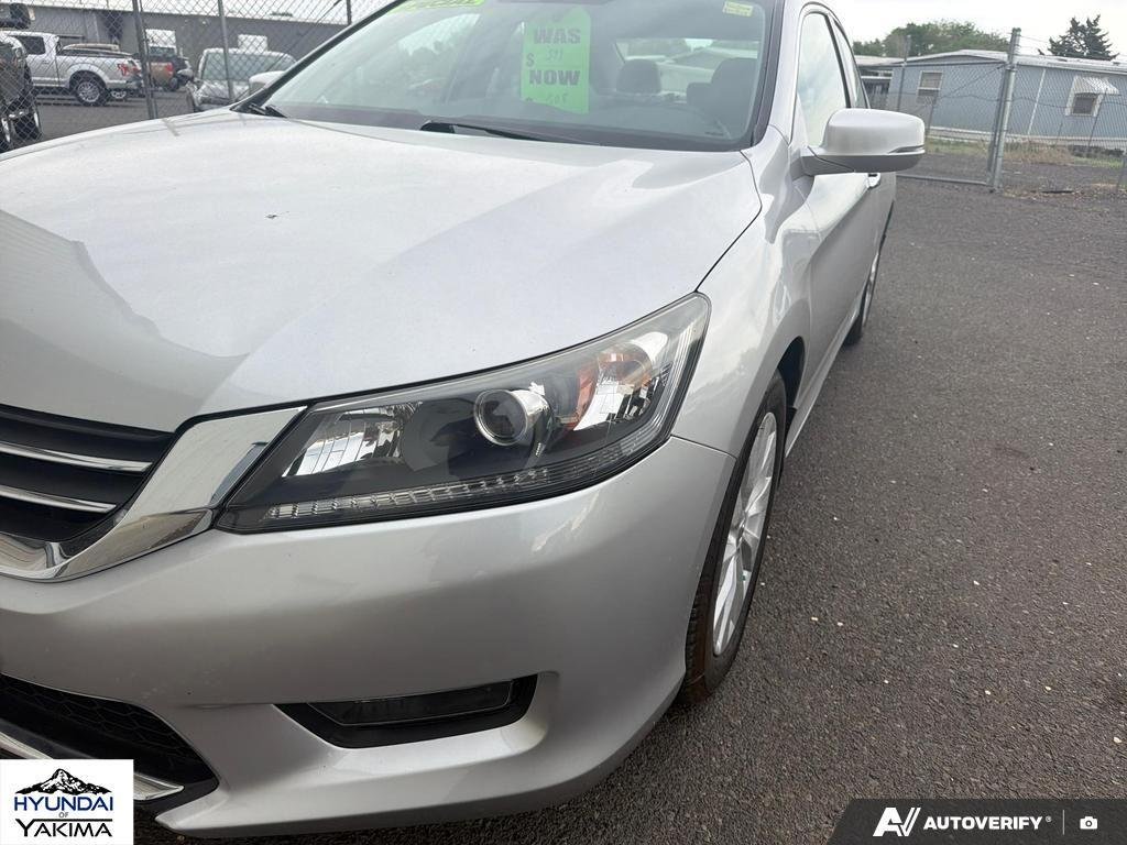Used 2014 Alabaster Silver Metallic Honda EX-L image 8