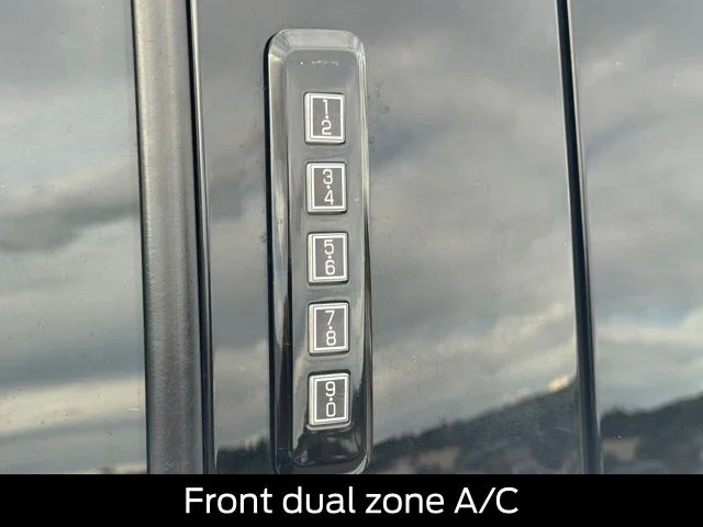 Used 2022 White Ford Lariat image 18