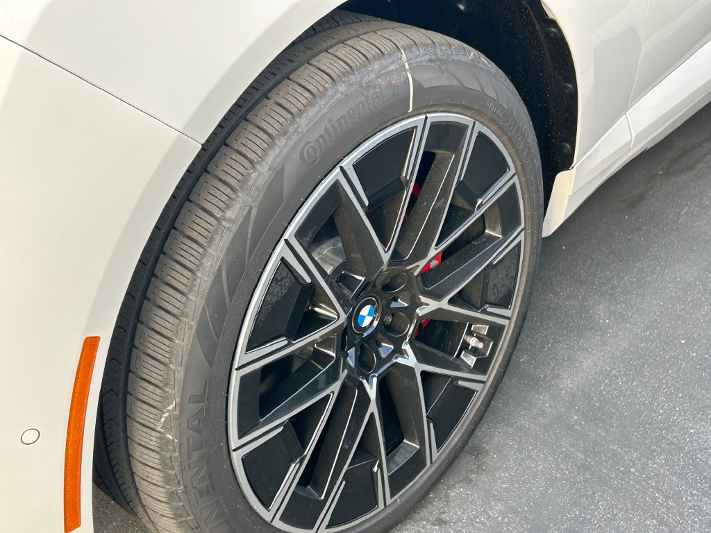 New 2027 White Metallic BMW  image 2