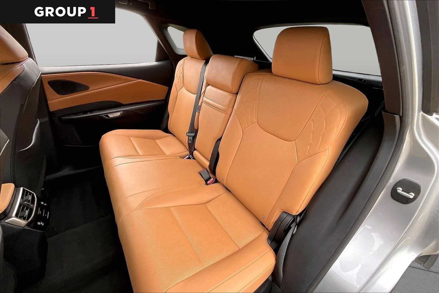 Used 2024 Iridium Lexus Premium image 18