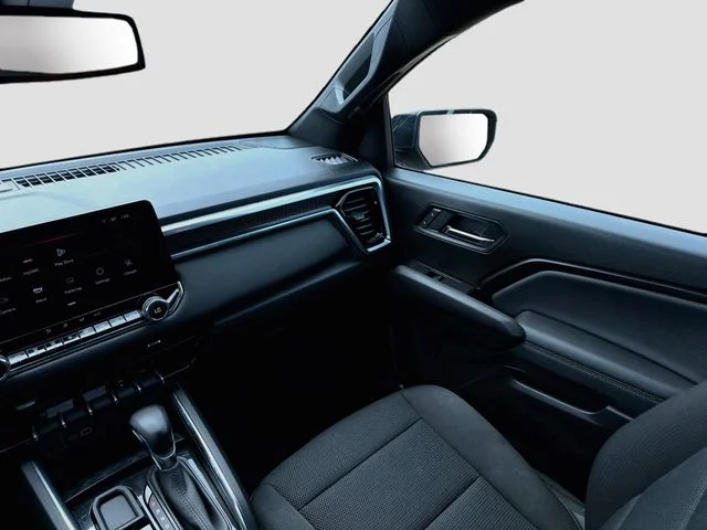 Used 2025 Black GMC Elevation image 23
