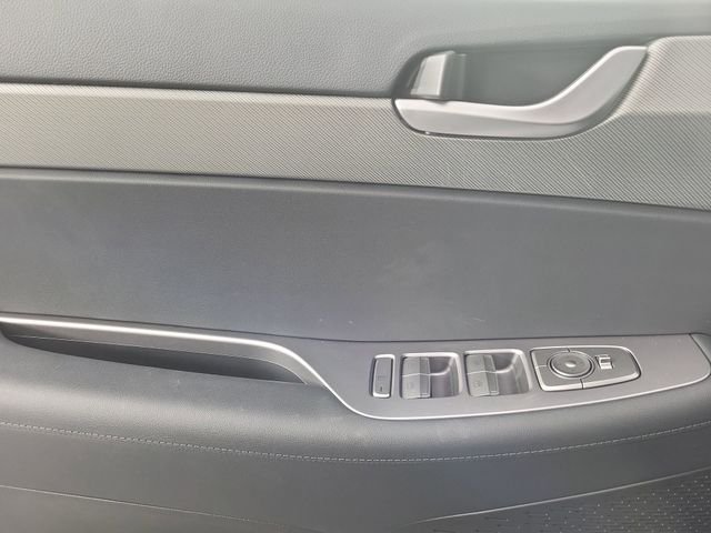 Certified Used 2025 Black Hyundai XRT image 14