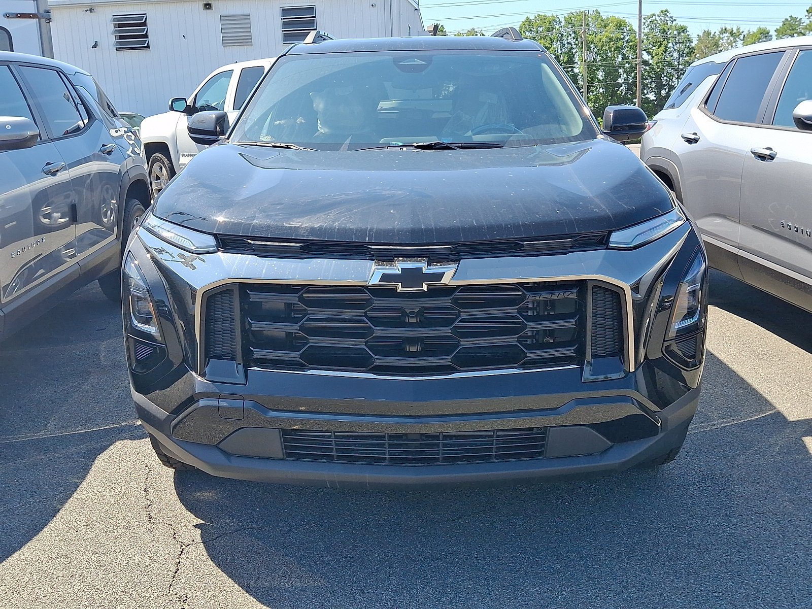 New 2027 Mosaic Black Metallic Chevrolet ACTIV image 2