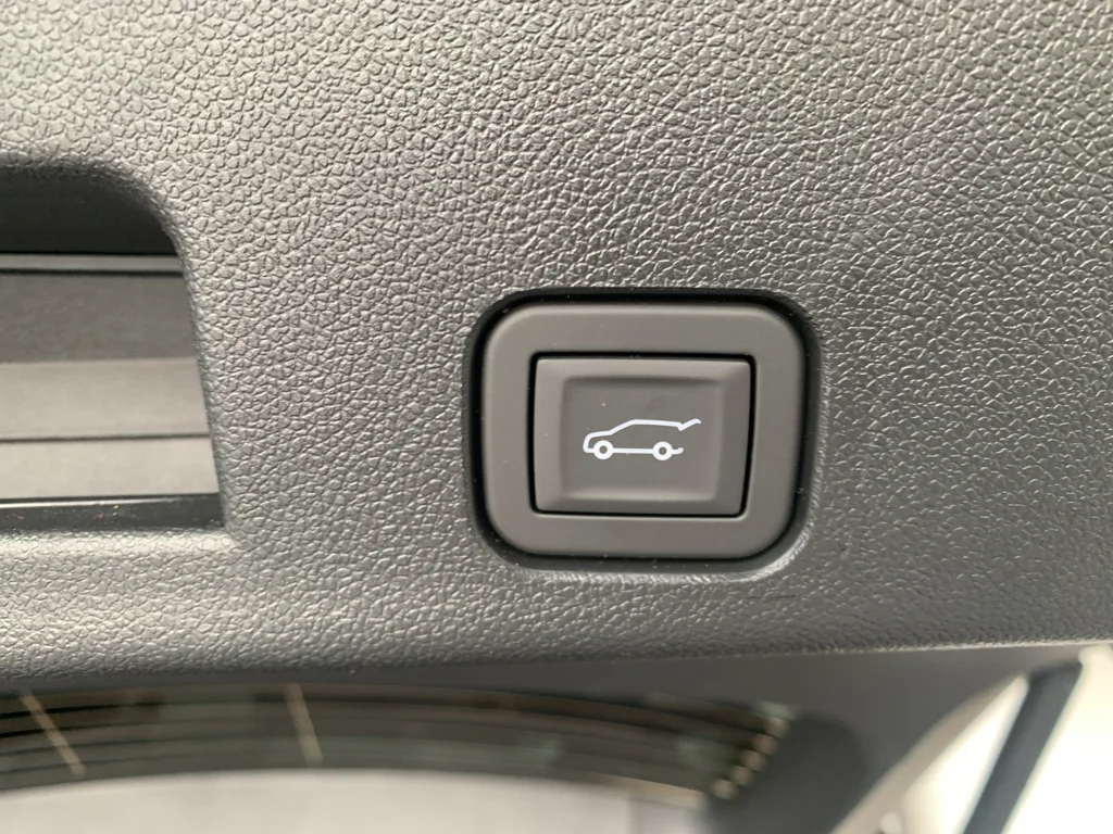 2026 Chevrolet Traverse Z71 - Photo 9