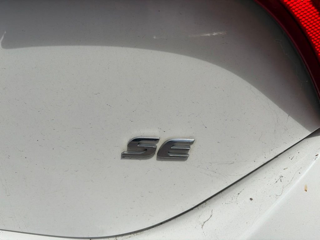 Used 2019 White Toyota SE image 14