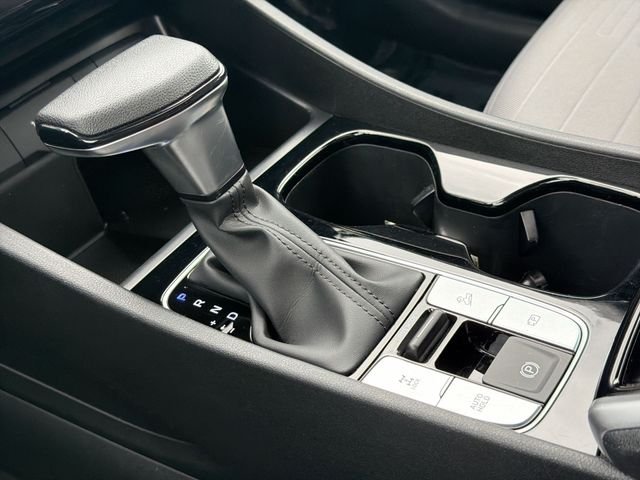 Certified Used 2024 Green Hyundai SEL image 13