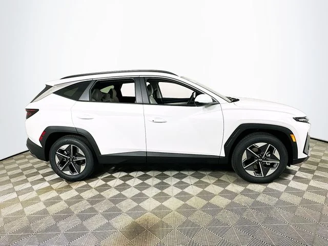 New 2026 Hyundai TUCSON SEL