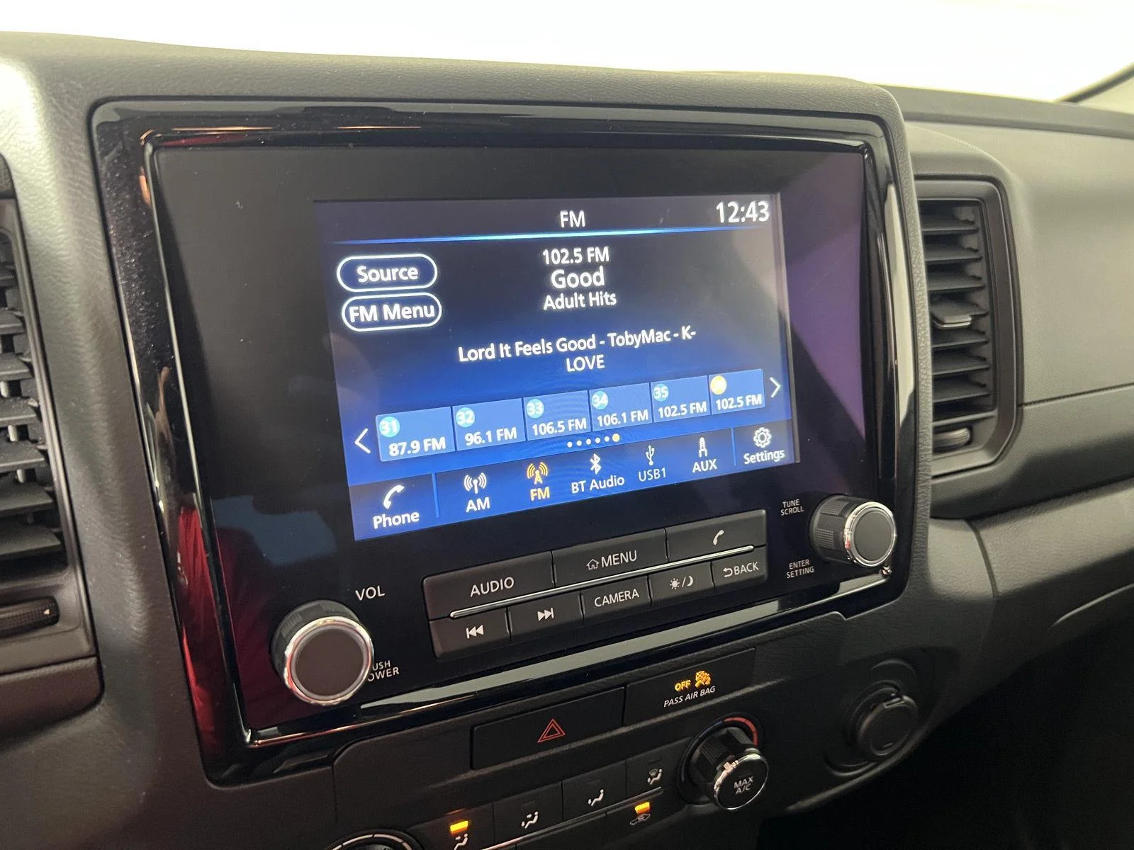 Used 2022 Gun Metallic Nissan S image 14