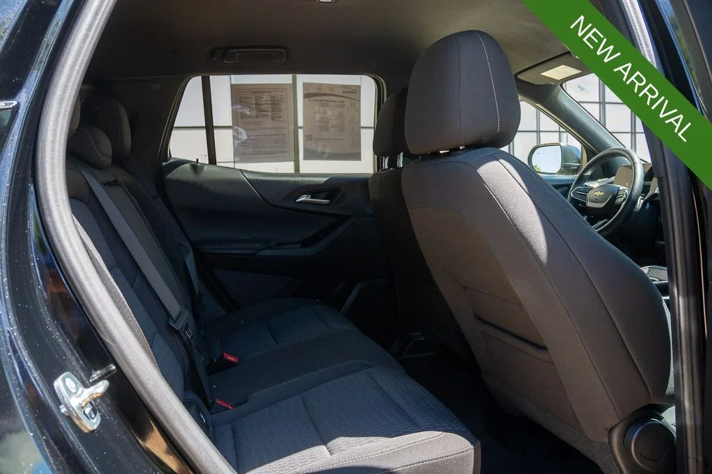 Used 2025 Black Chevrolet LT image 24