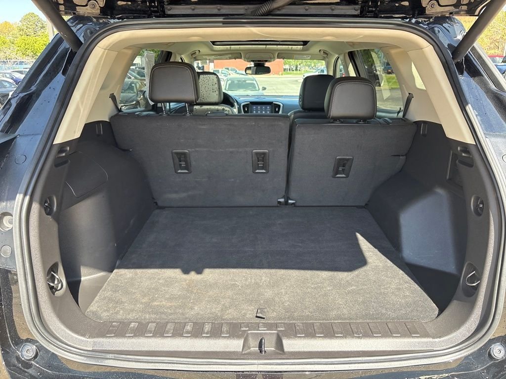 Used 2024 Black GMC Denali image 22