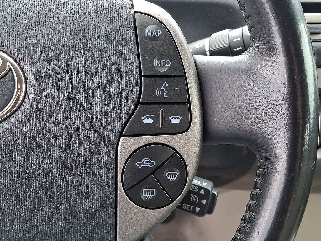 Used 2009 Beige Toyota  image 18