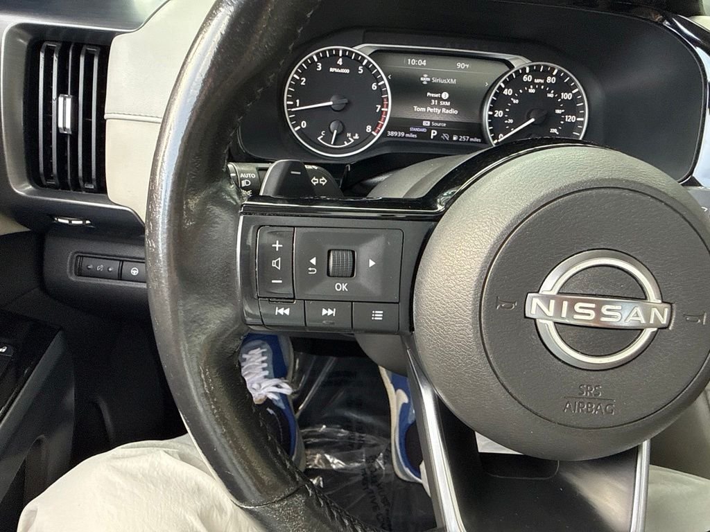 Used 2023 White Nissan SL image 41