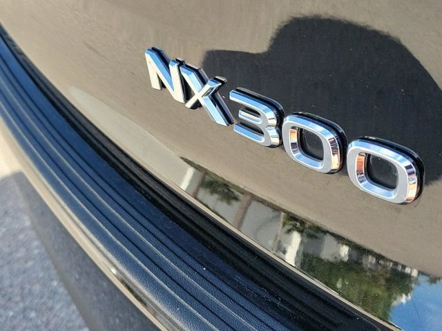 Used 2021 Obsidian Lexus 300 F Sport image 11