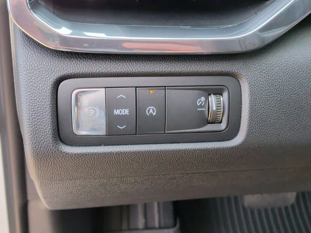 2026 GMC Acadia Elevation - Photo 16