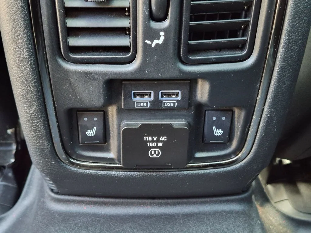 Used 2020 White Jeep High Altitude image 28