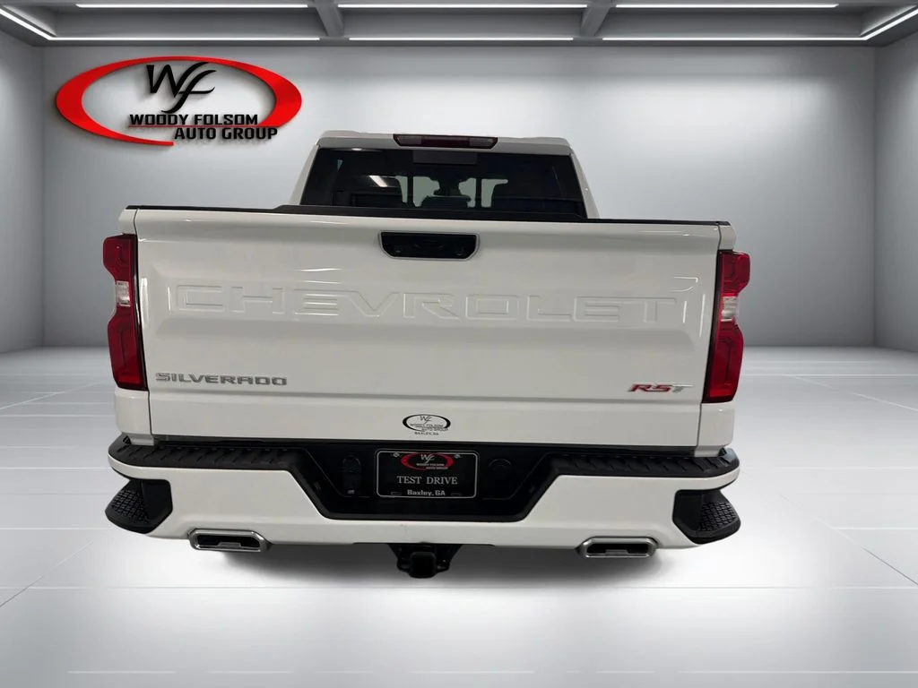 Used 2023 White Chevrolet RST image 7