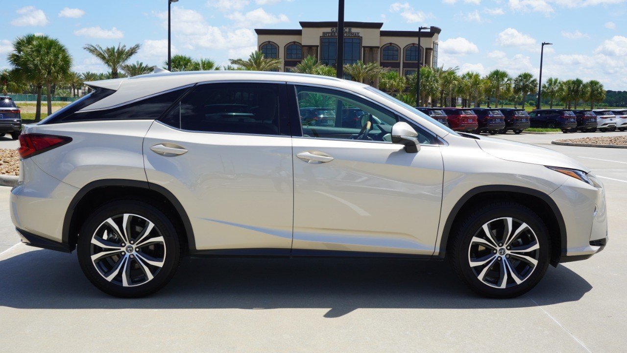 Used 2018 Beige Lexus RX 350 image 4