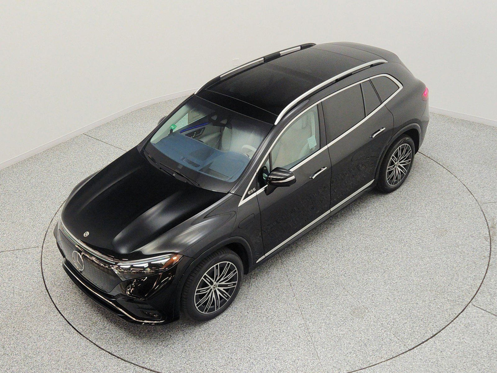 New 2026 Black Mercedes-Benz EQS 400 4MATIC® SUV image 43