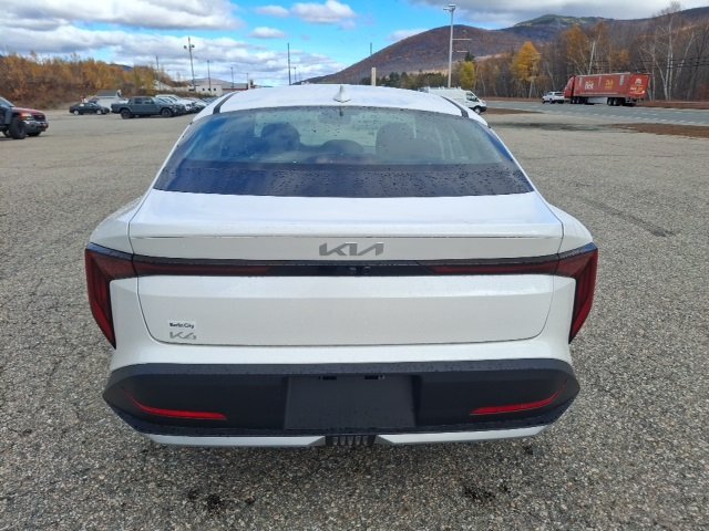 2025 Kia K4 LXS photo 4