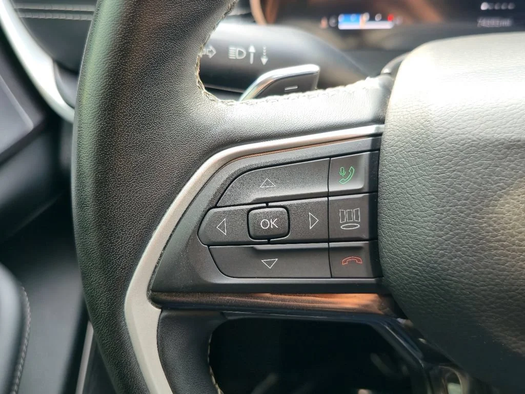 2022 Jeep Grand Cherokee L Laredo - Photo 19
