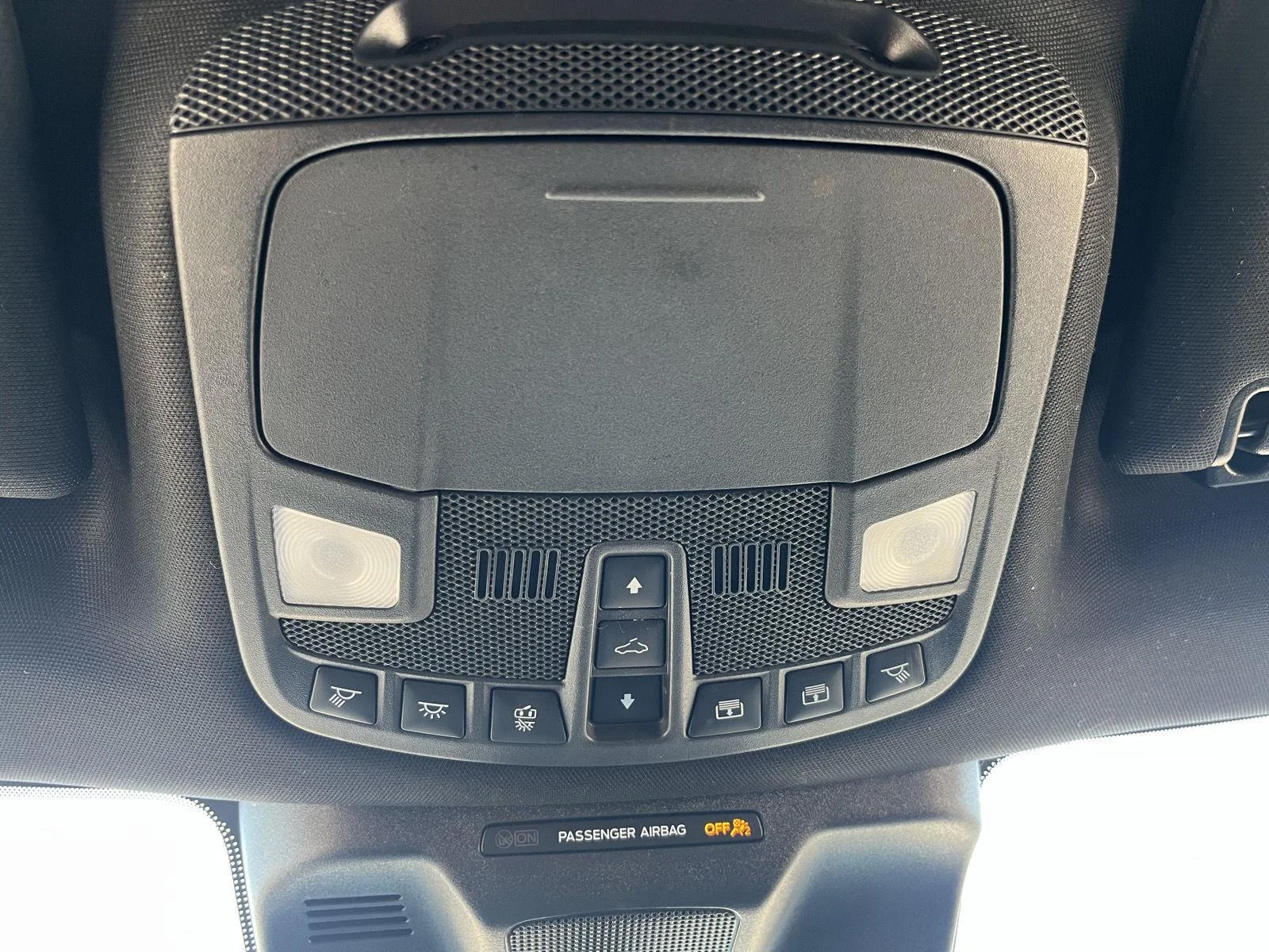 Used 2022 Iconic Silver Metallic Ford Limited image 26