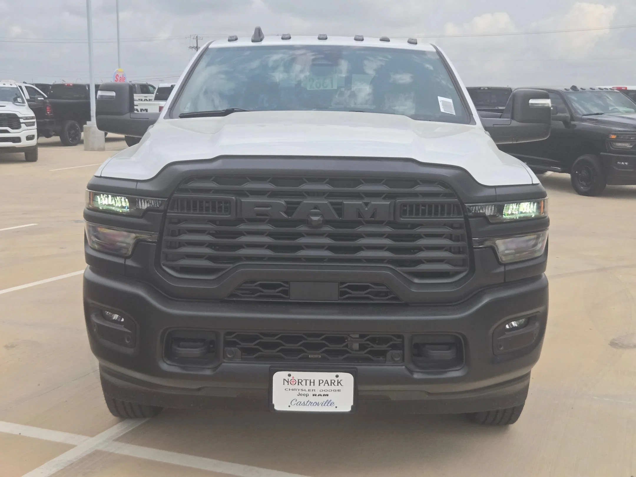 New 2026 Bright White Clearcoat RAM Tradesman image 8