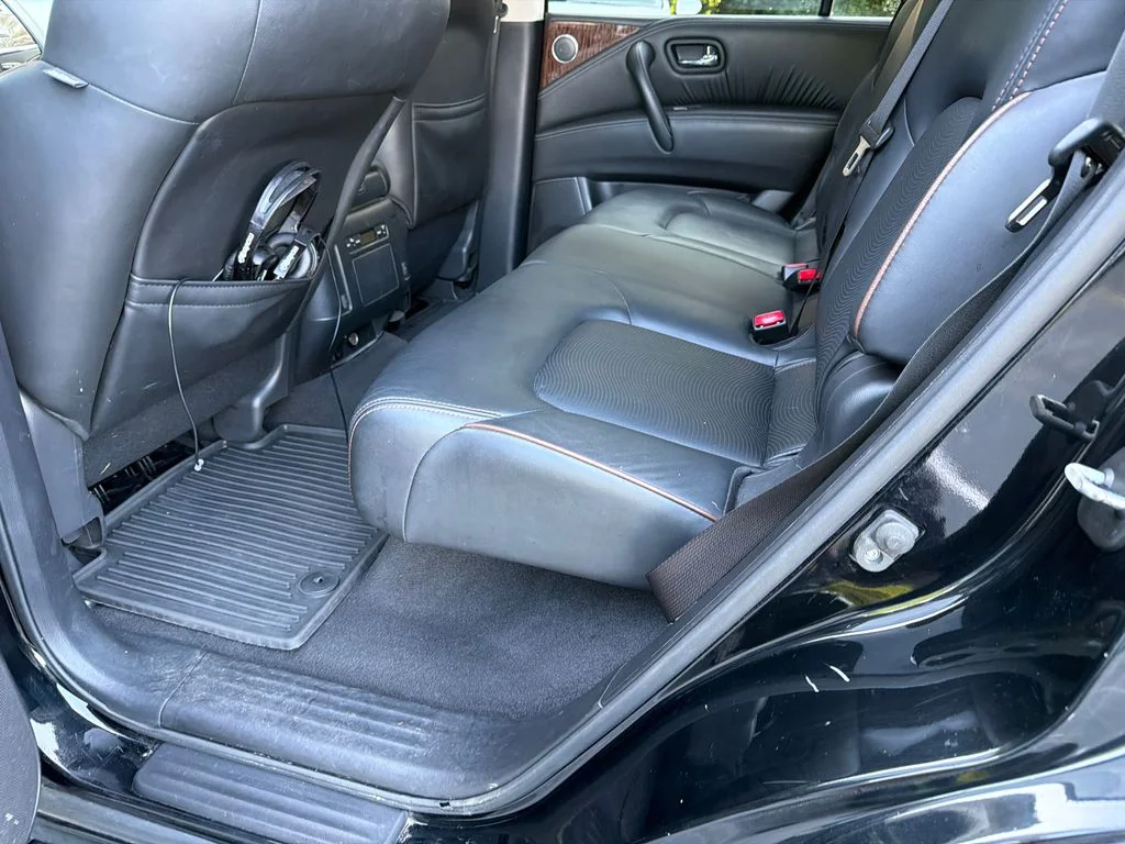 Used 2018 Black Nissan SL image 21