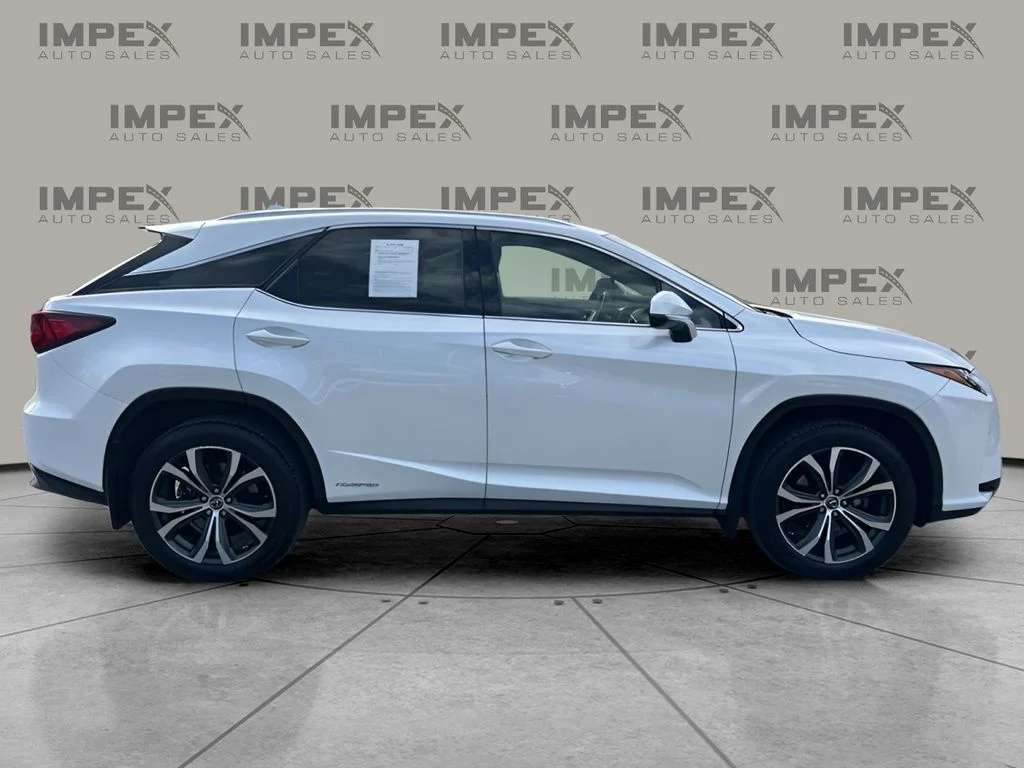 Used 2018 White Lexus 450h image 6